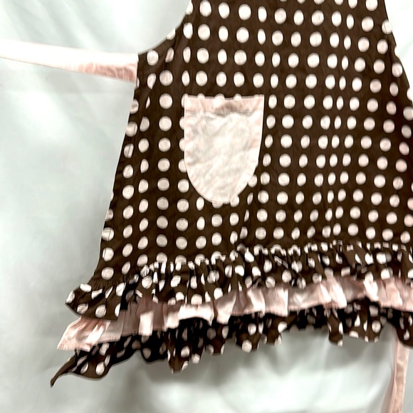 Apron Brown and Pink Polka Dot Design - Picture 4 of 7